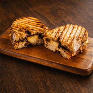Apple & Brie